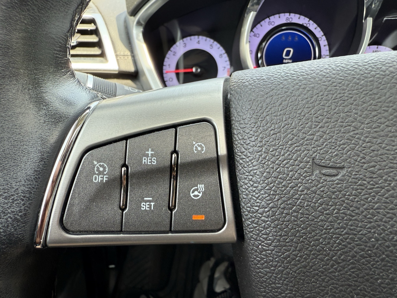 2012 Cadillac SRX Performance photo 21