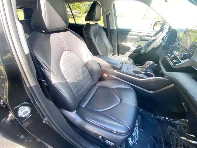 2023 Toyota Highlander XLE photo 15