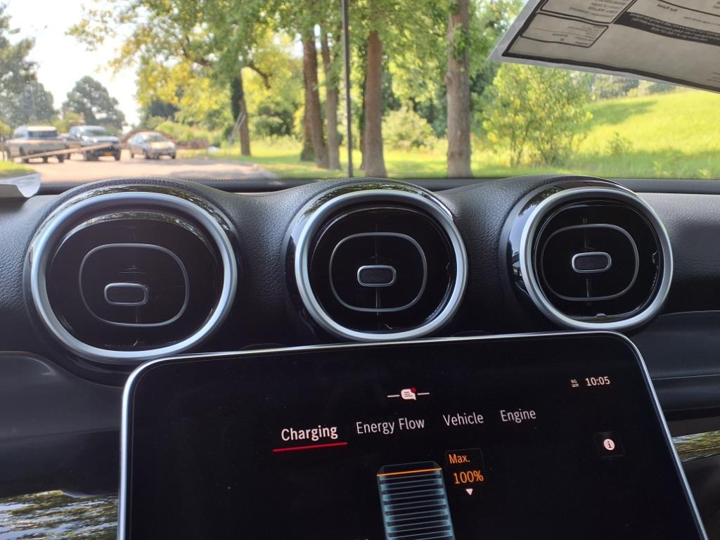 2025 Mercedes Benz GLC 350e 4MATIC photo 20
