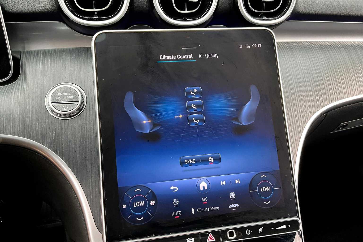 2025 Mercedes Benz C 300 photo 28