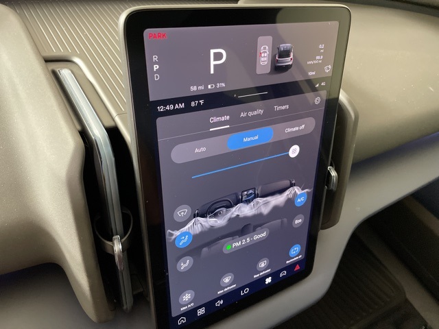 2025 Volvo EX30 Plus photo 23
