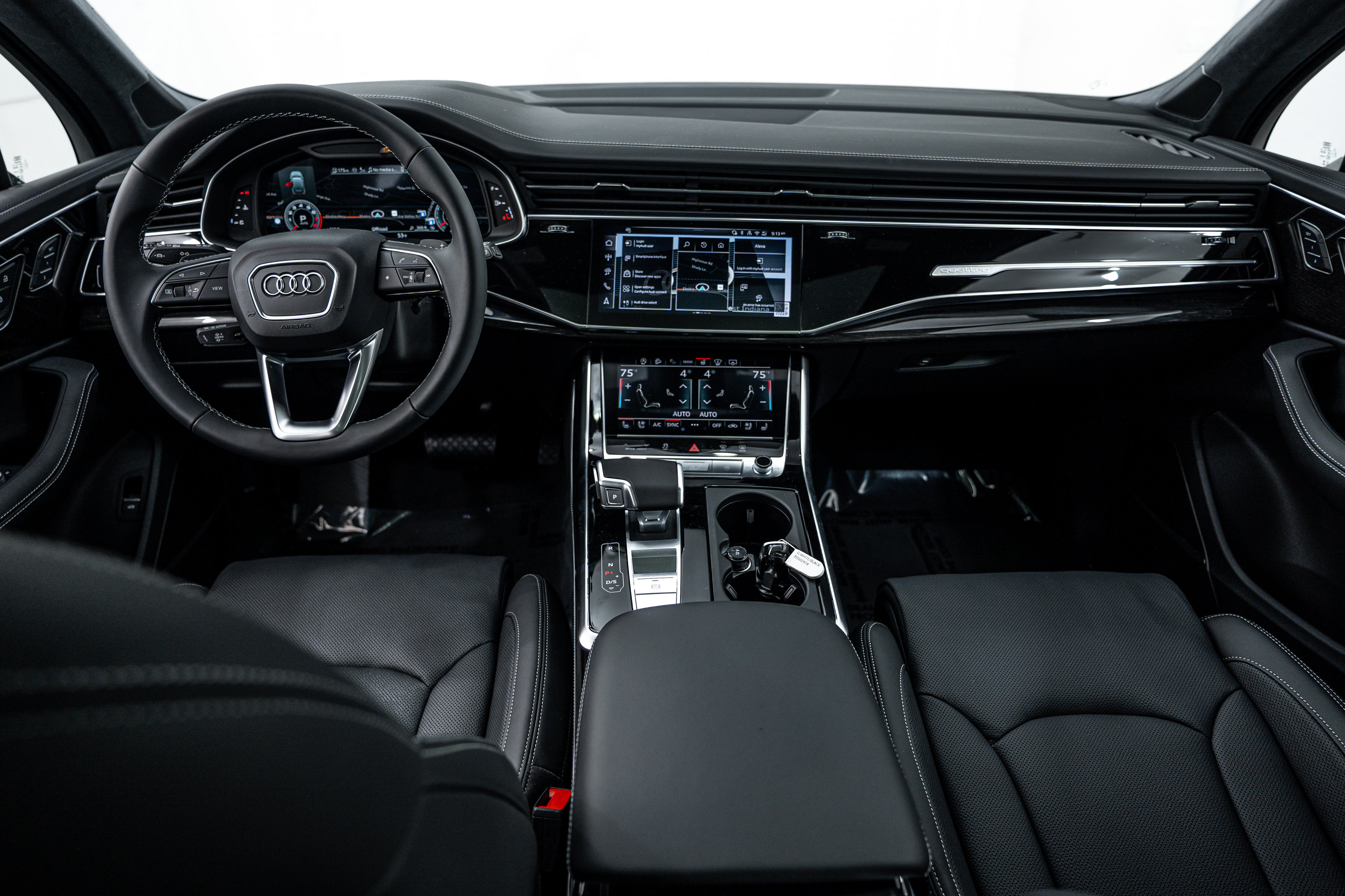 2026 Audi Q7 55 Premium photo 4