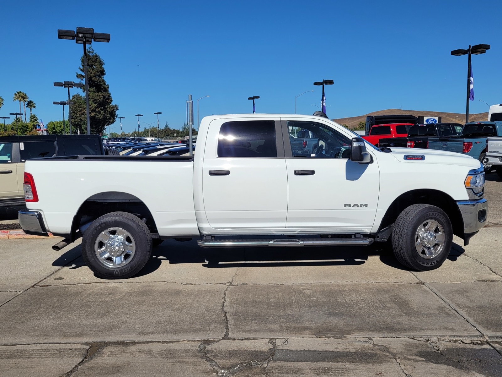 2024 Ram 2500 Big Horn photo 3