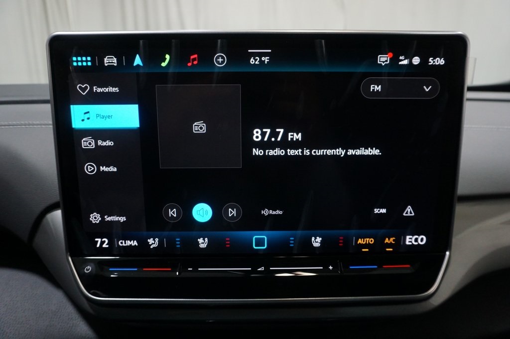 2025 Volkswagen ID.4 Pro Plus photo 19