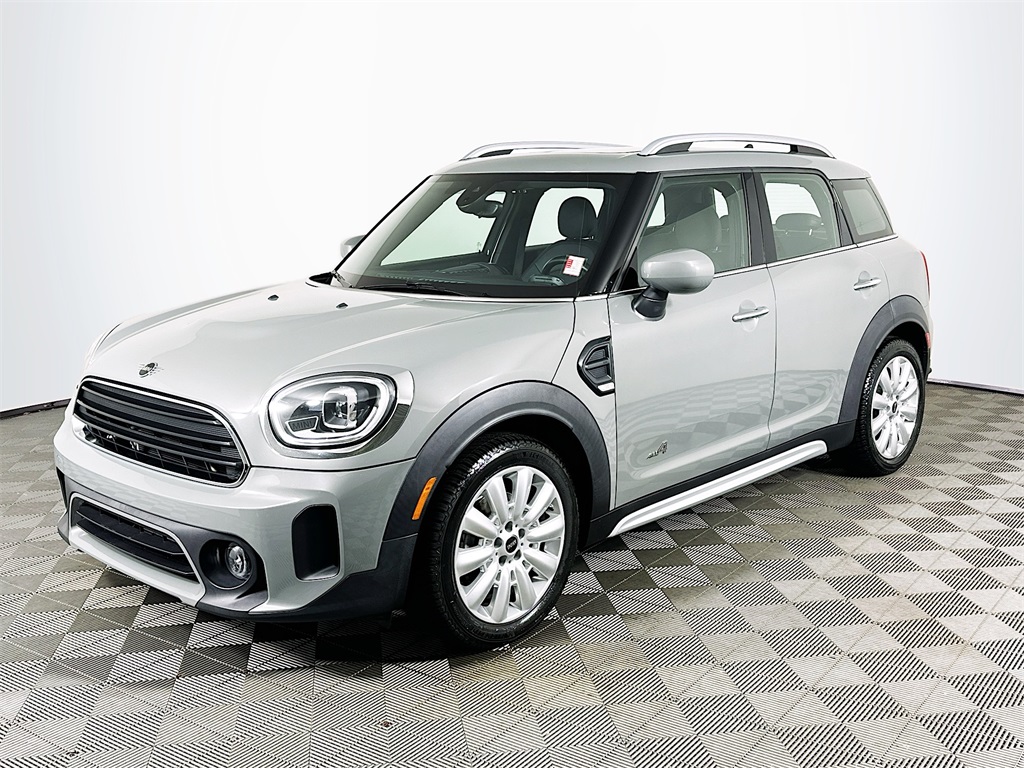 2022 MINI Countryman Oxford Edition's photo
