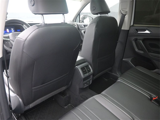 2022 Volkswagen Tiguan SE photo 10