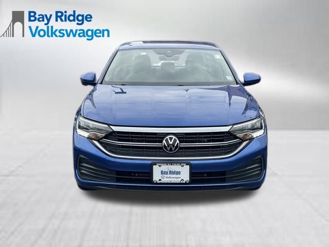 3VWCM7BU8NM034375