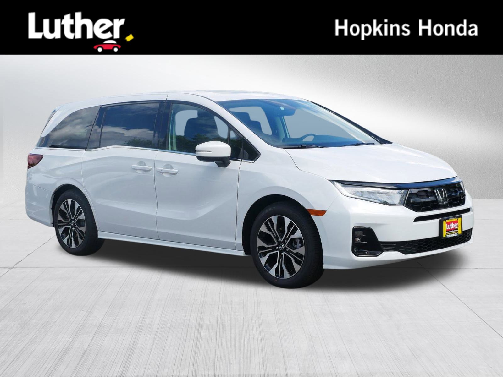 2026 Honda Odyssey Elite's photo
