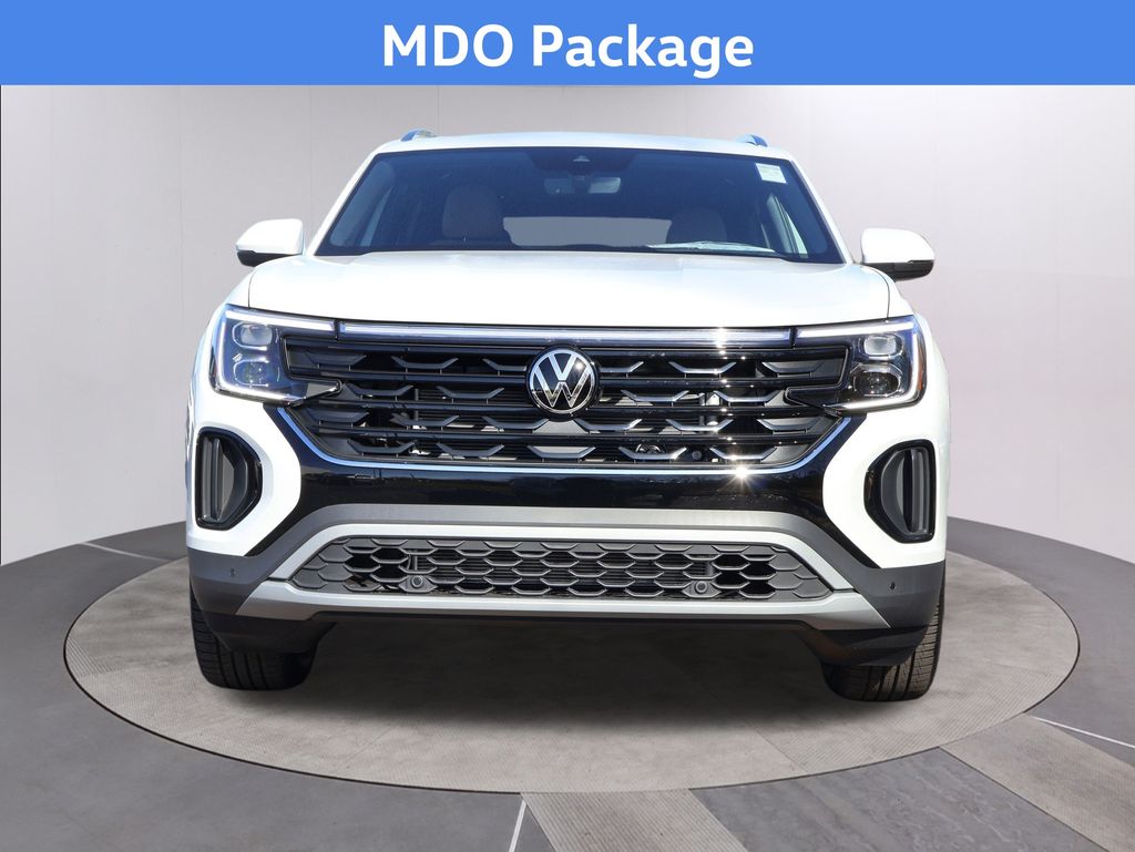 2026 Volkswagen Atlas Cross Sport SE Technology photo 3