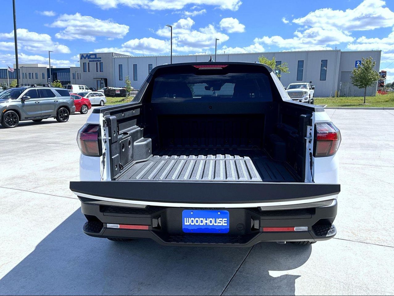 2026 Hyundai Santa Cruz SEL photo 9