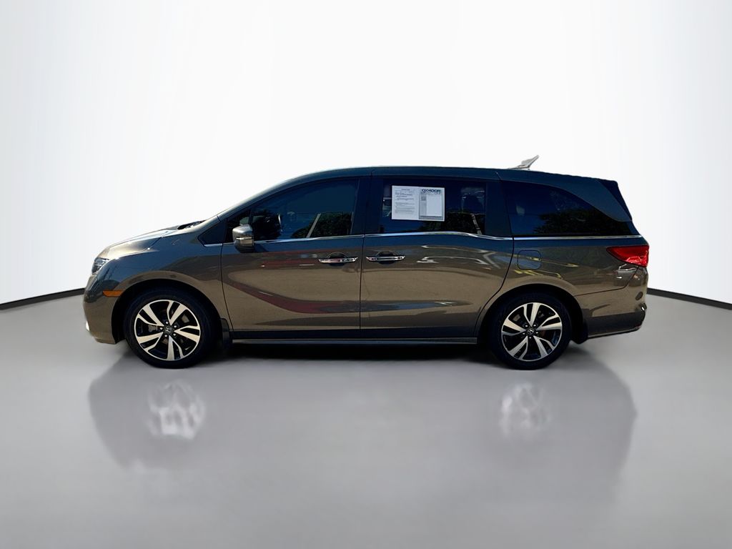 2023 Honda Odyssey Touring photo 4