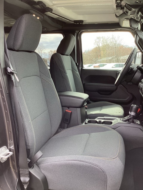 2025 Jeep Wrangler Sport S photo 15