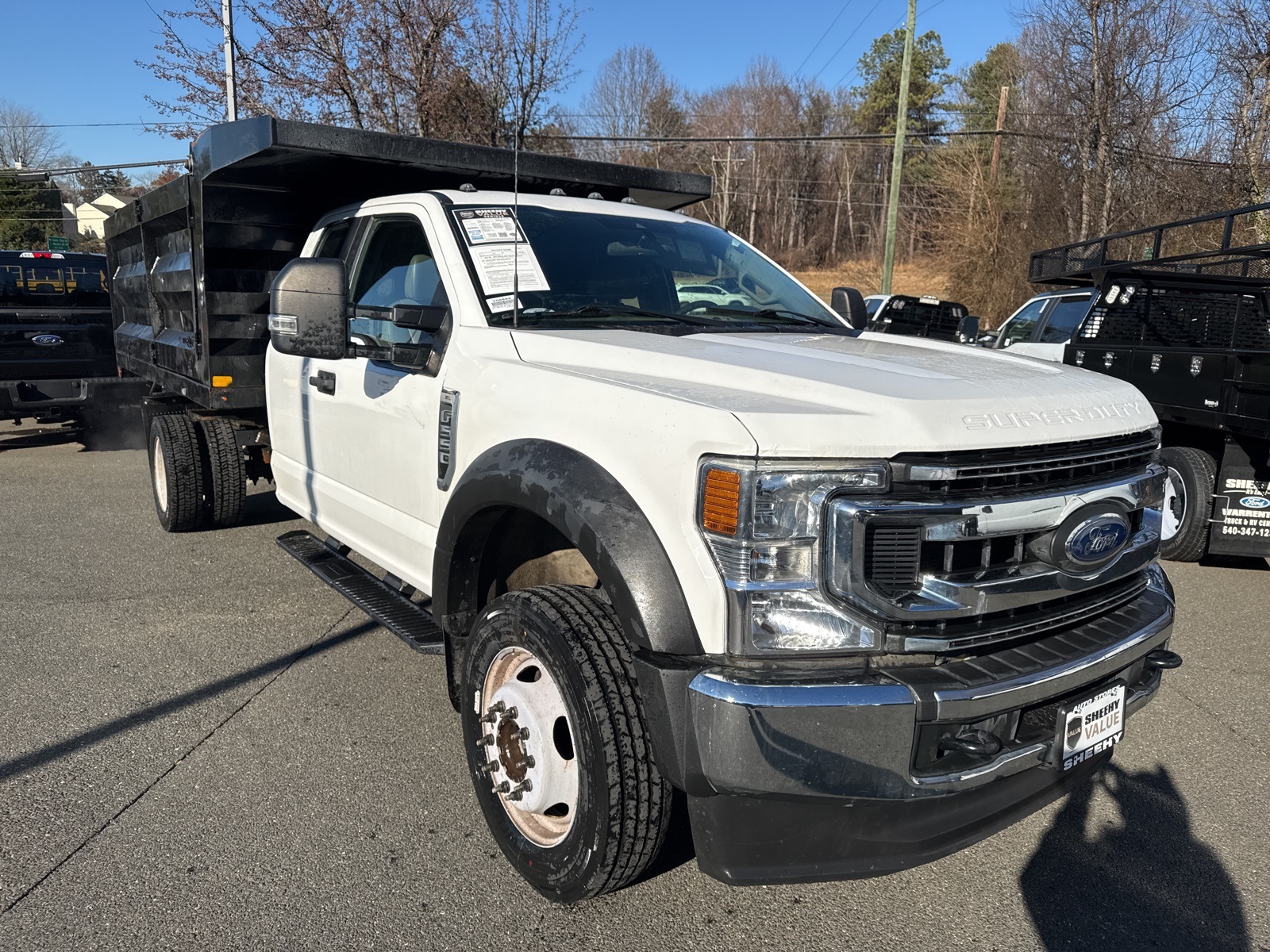 2021 Ford F-550 Super Duty Chassis Cab XL's photo