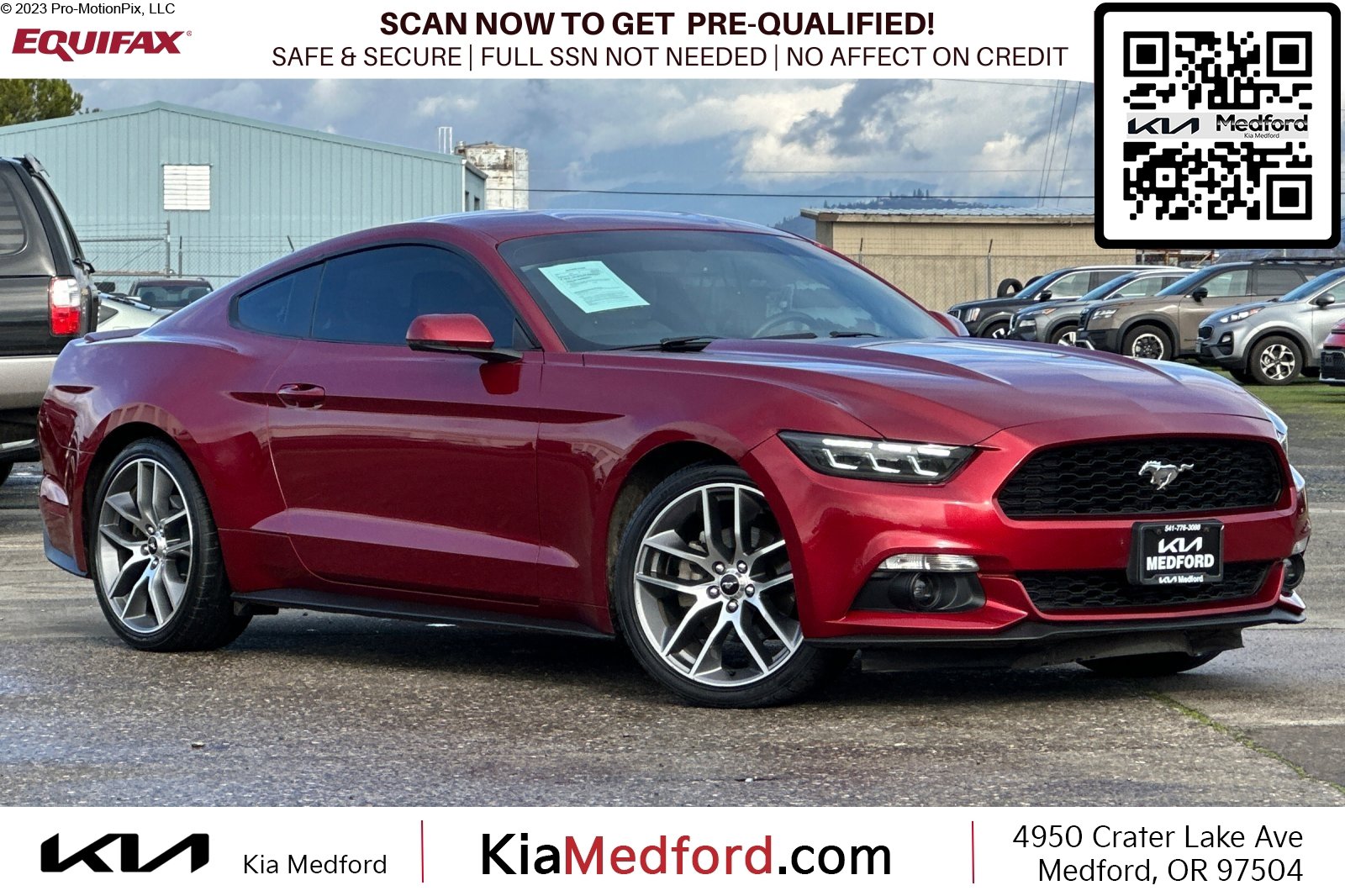 2016 Ford Mustang EcoBoost Premium's photo