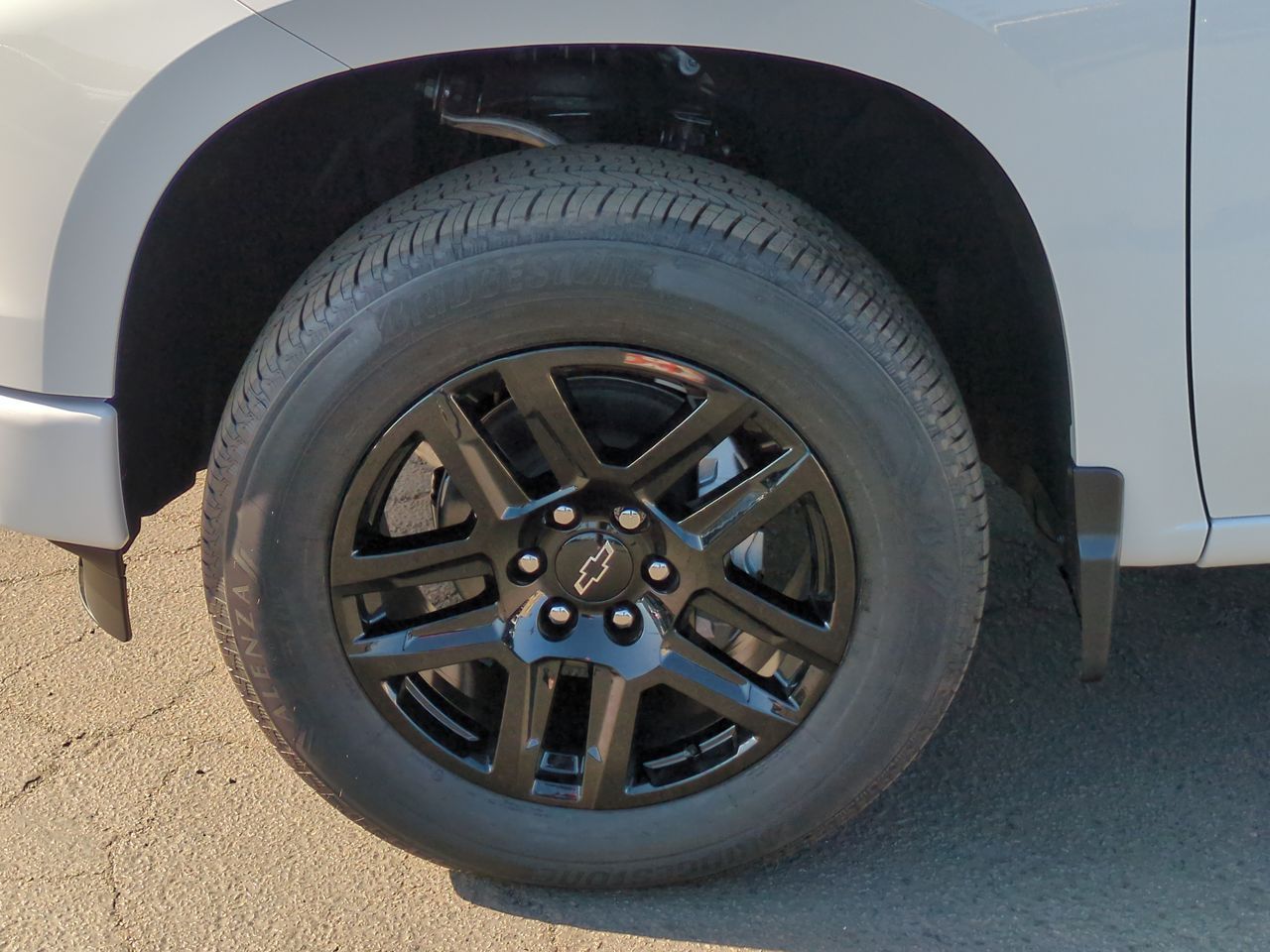 2025 Chevrolet Silverado 1500 RST photo 30