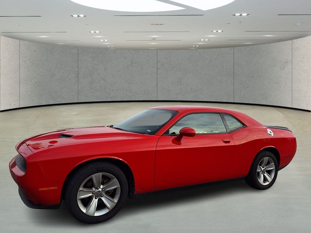 2023 Dodge Challenger SXT's photo