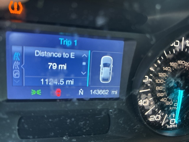 2013 Ford Edge SE photo 6