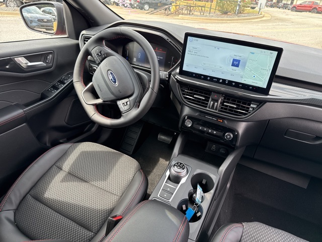 2026 Ford Escape ST-Line photo 18