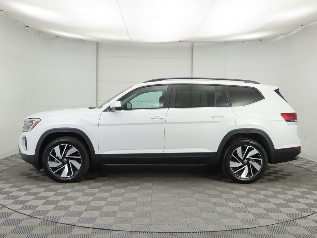2026 Volkswagen Atlas SE Technology photo 8