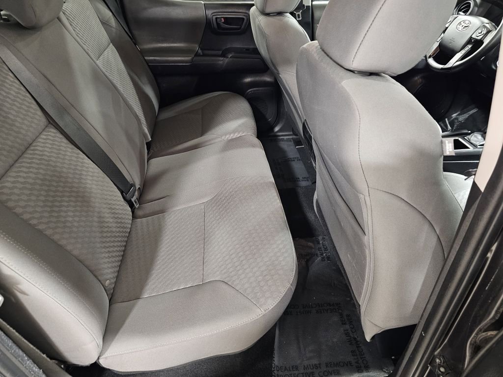 2023 Toyota Tacoma SR 4x4 photo 12
