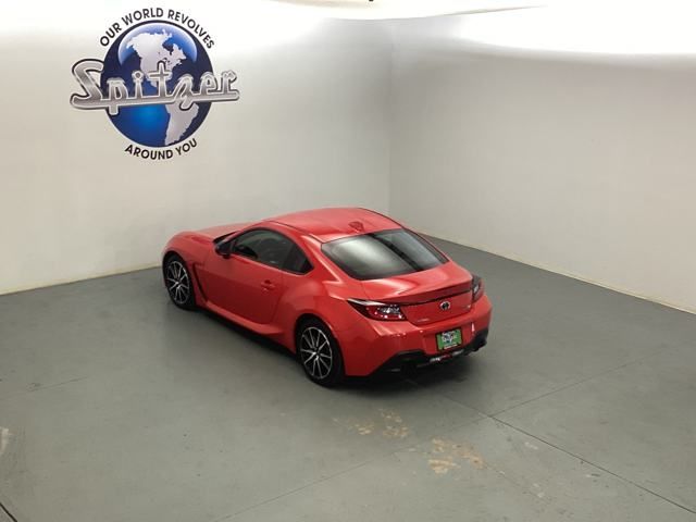 2022 Toyota GR86 Base photo 12