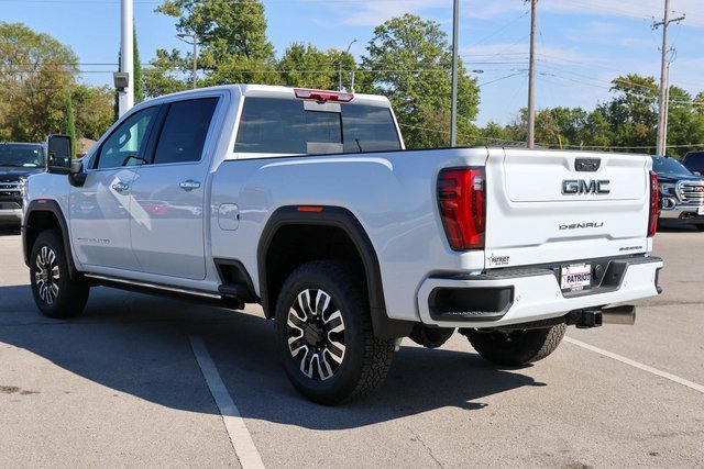 2026 Gmc Sierra 3500 HD Denali Ultimate photo 3