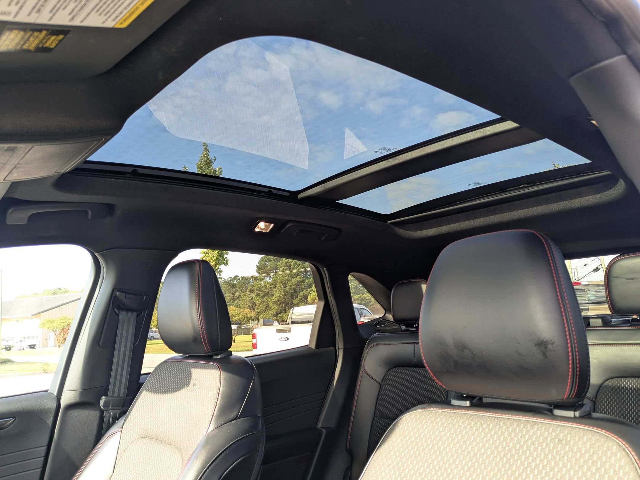 2023 Ford Escape ST-Line photo 17