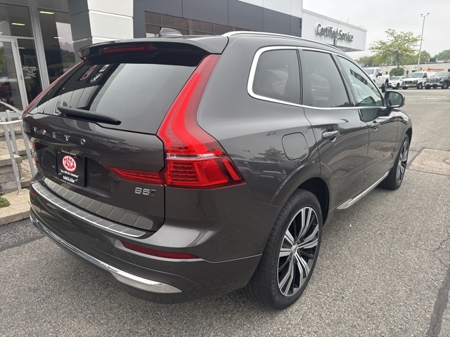 2022 Volvo XC60 B5 Inscription photo 7