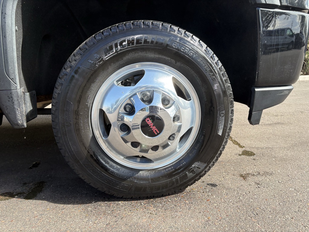 2021 Gmc Sierra Denali photo 3
