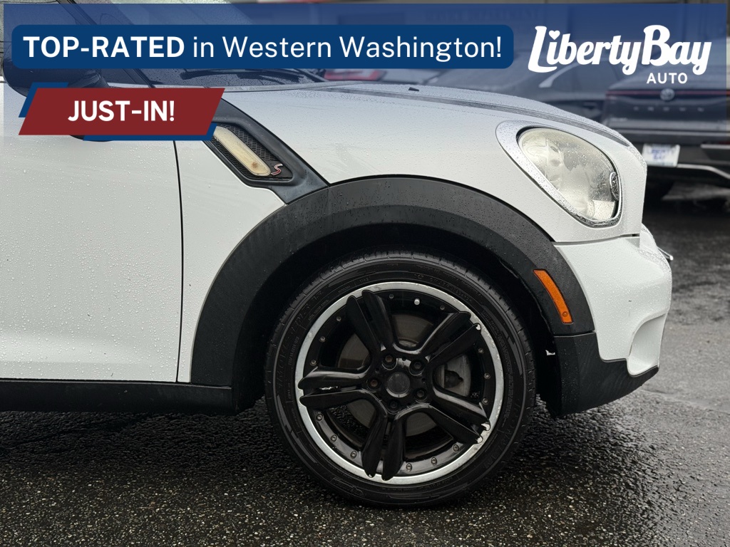 2011 Mini Cooper Base photo 3