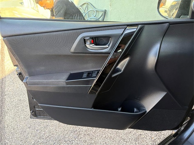 2016 Scion iM Base photo 21