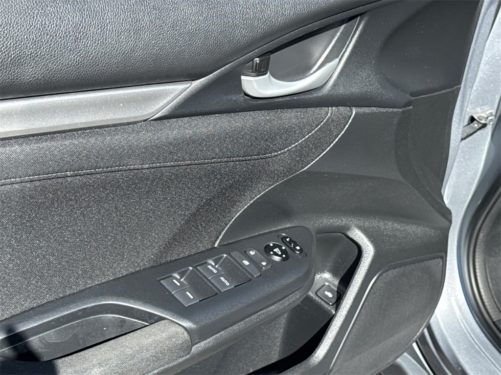 2018 Honda Civic EX photo 27