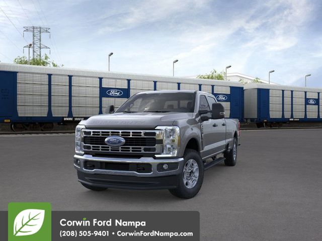 2026 Ford F-350 photo 3