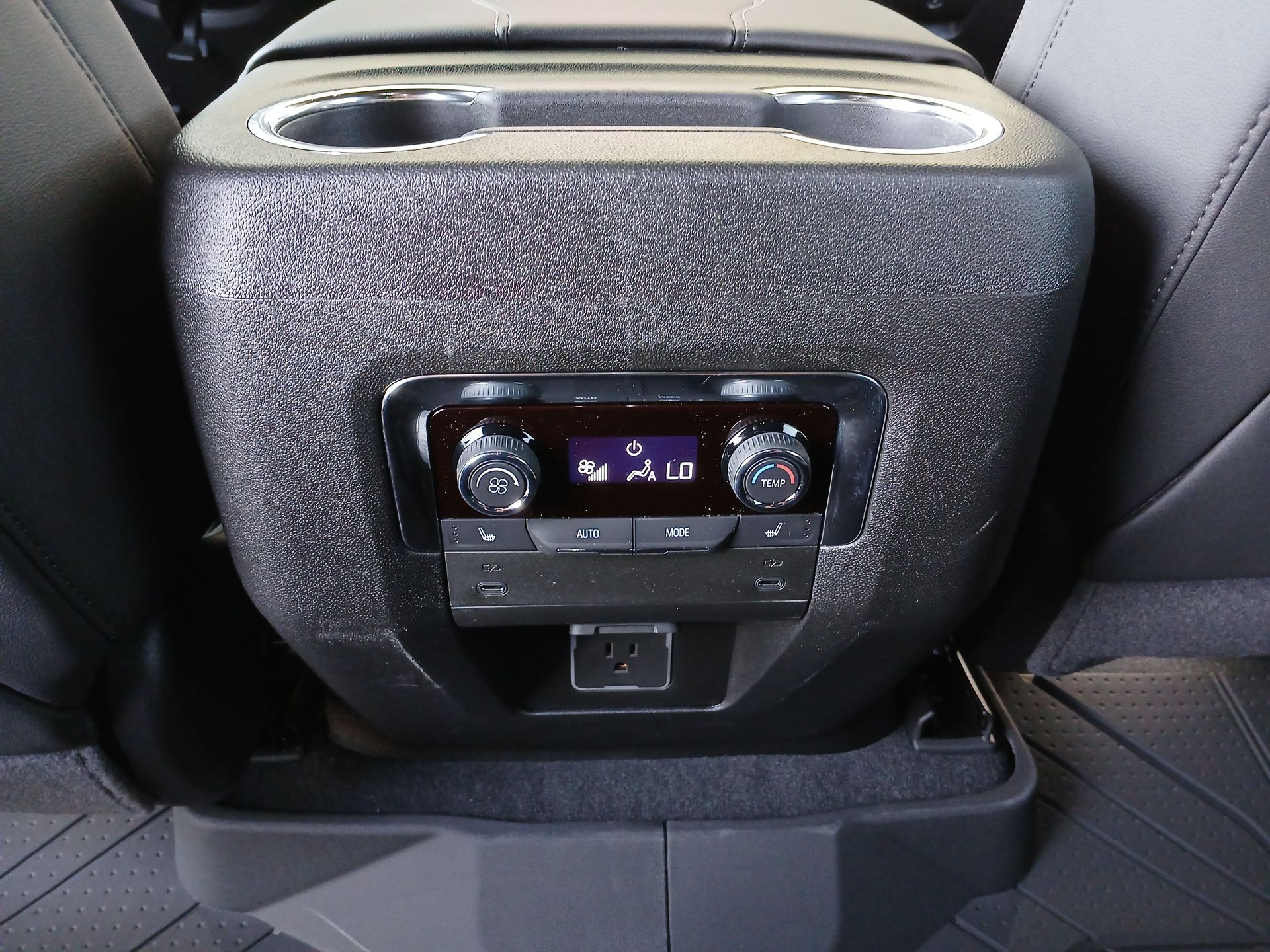 2025 Chevrolet Tahoe LT photo 18
