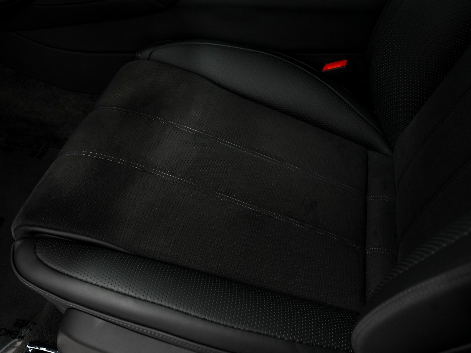 2024 Bentley Bentayga S V8 photo 19