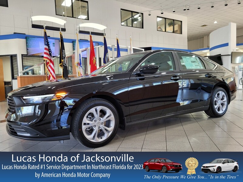 2025 Honda Accord LX's photo