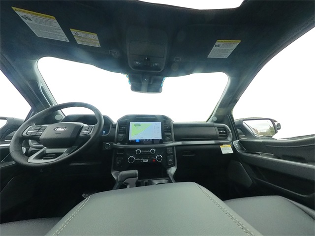2025 Ford F-150 XLT photo 25