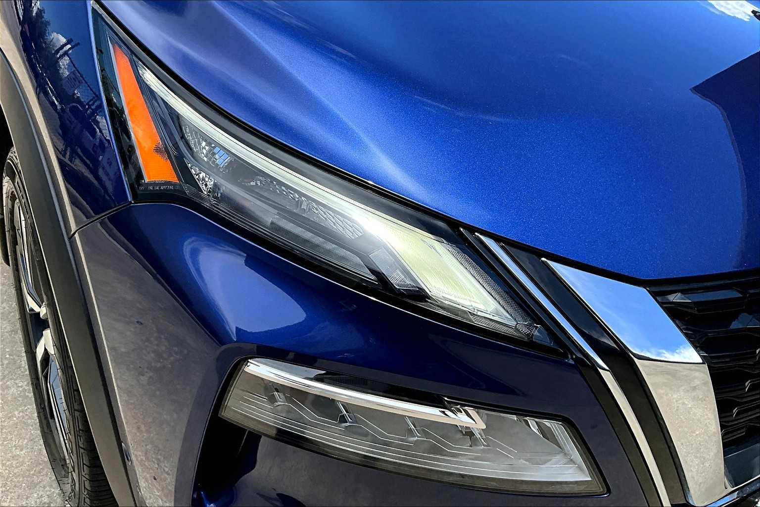 2022 Nissan Rogue SL photo 25