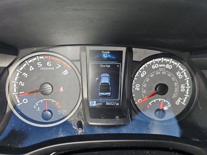 2021 Toyota Tacoma SR5 photo 22