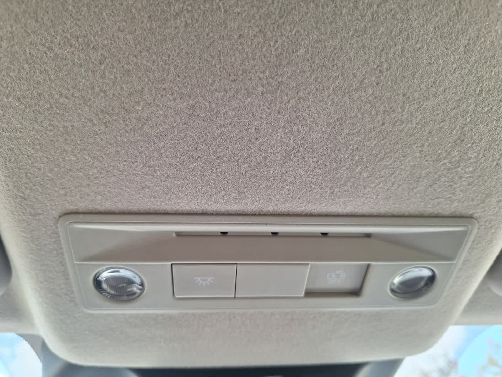 2026 Nissan Kicks SV photo 18