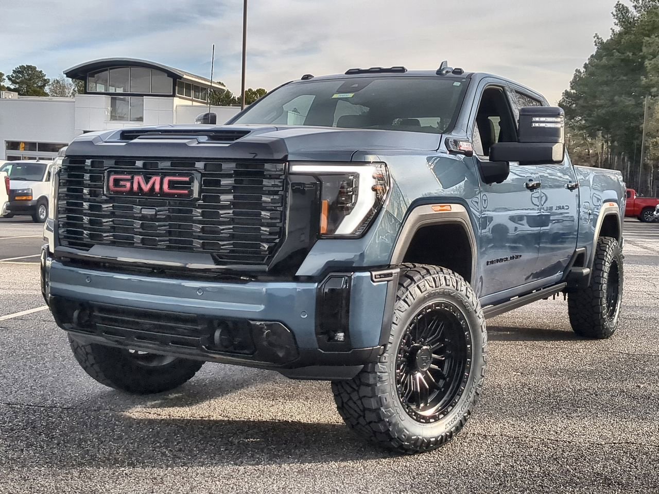2026 GMC Sierra 2500HD Denali's photo