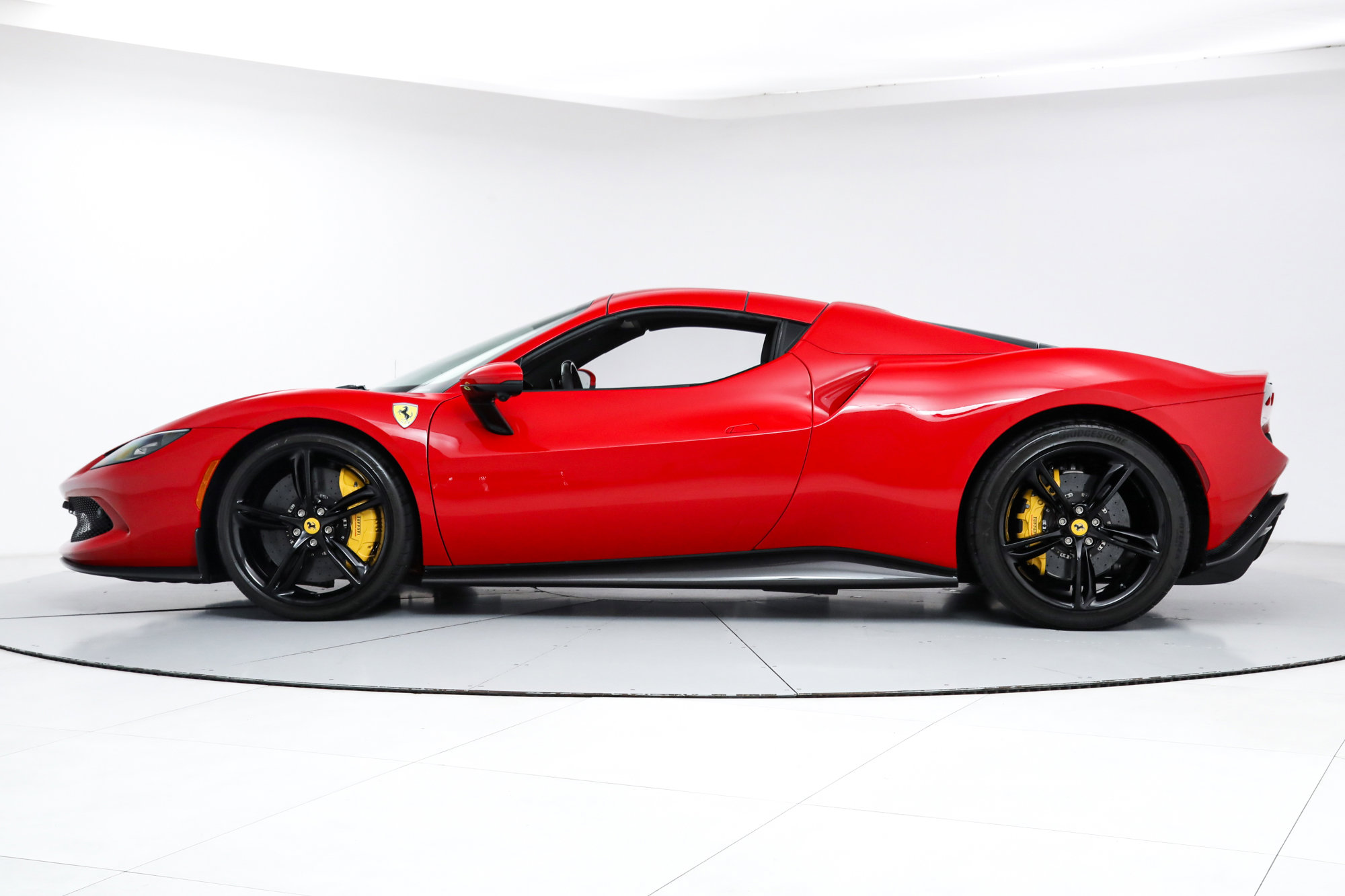 2024 Ferrari 296 GTS photo 7