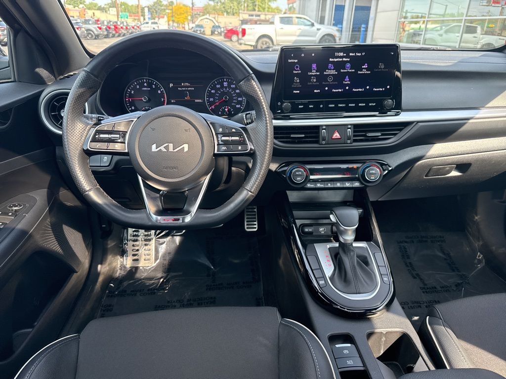 2023 Kia Forte GT-Line photo 28