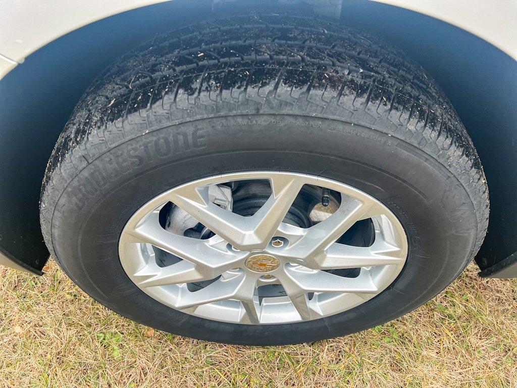 2024 Chevrolet Equinox LT photo 19