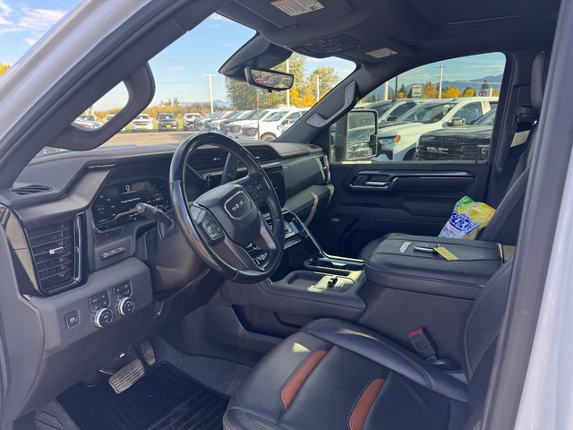 2025 Gmc Sierra HD AT4 photo 2
