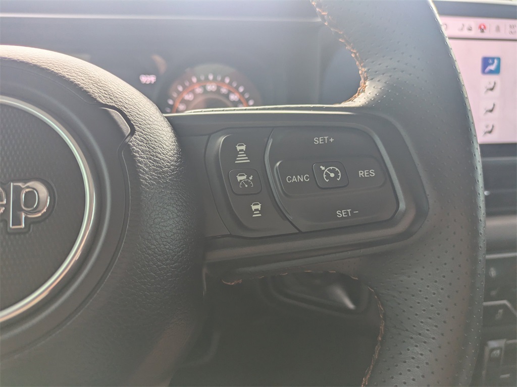 2024 Jeep Gladiator Mojave photo 26