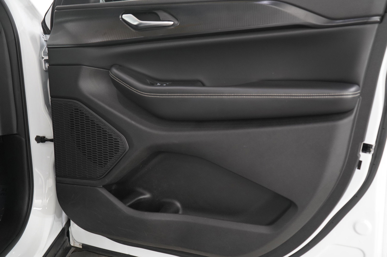 2023 Jeep Grand Cherokee Altitude photo 9