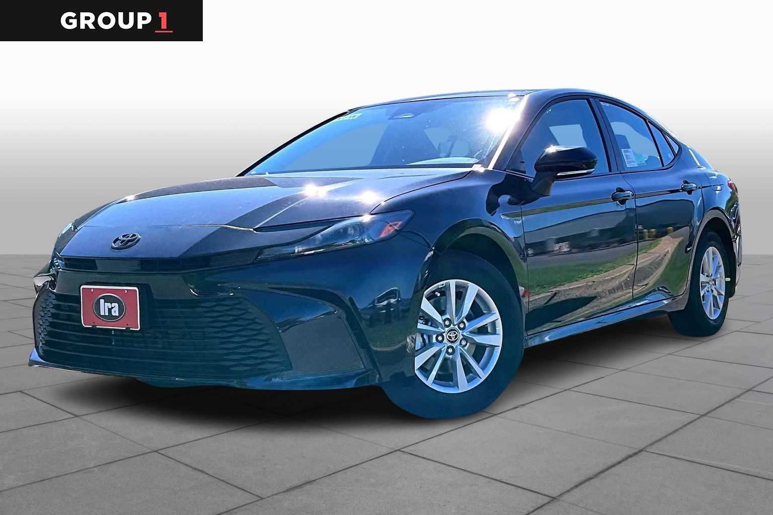 2025 Toyota Camry LE photo 2
