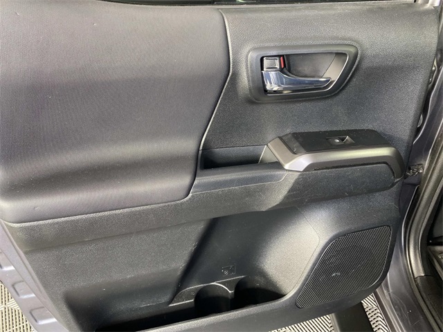 2021 Toyota Tacoma TRD Pro V6 photo 23