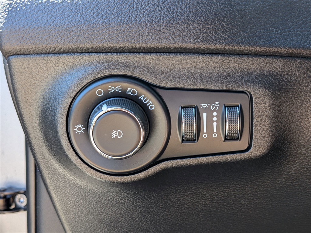 2021 Jeep Compass Altitude photo 12